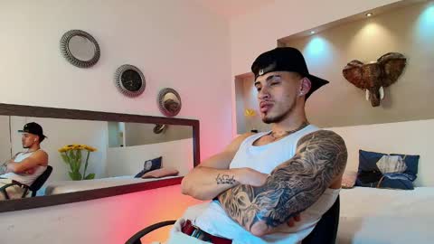 Snapshot of austin_collinss chatting on 21, 1, 2025 AUSTIN online show from 21, 1, 2025