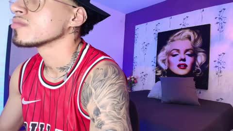 Snapshot of austin_collinss chatting on 9, 3, 2025 AUSTIN online show from 9, 3, 2025