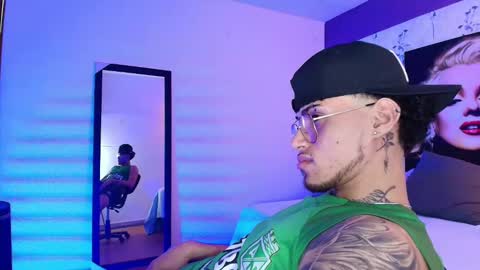 Snapshot of austin_collinss chatting on 11, 3, 2025 AUSTIN online show from 11, 3, 2025