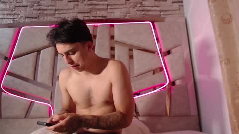 Snapshot of austin_mia45 chatting on 6, 2, 2025 austin_mia45 online show from 6, 2, 2025