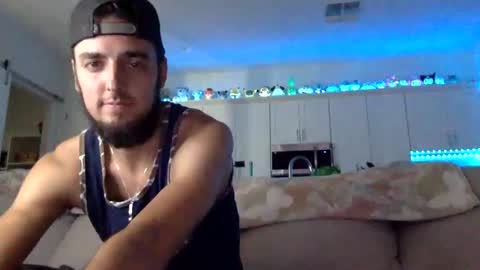 Snapshot of austincutieyes chatting on 11, 9, 2025 AudiEna online show from 11, 9, 2025