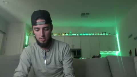 Snapshot of austincutieyes chatting on 19, 9, 2025 AudiEna online show from 19, 9, 2025