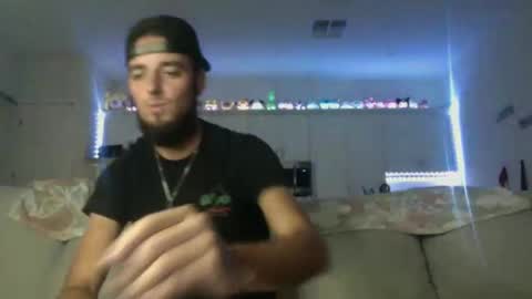 Snapshot of austincutieyes chatting on 20, 9, 2025 AudiEna online show from 20, 9, 2025