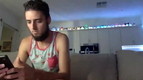 Snapshot of austincutieyes chatting on 28, 9, 2025 AudiEna online show from 28, 9, 2025