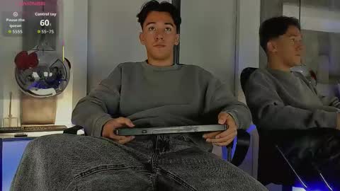 austinreeds online show from 19, 3, 2026