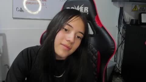 Snapshot of ava_broown chatting on 24, 12, 2024 online show from 24, 12, 2024