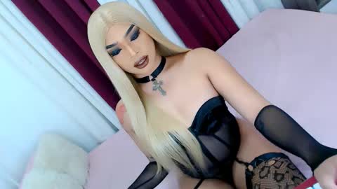 Ava online show from 25, 10, 2025