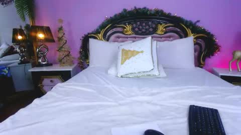 avaaaddamss online show from 17, 12, 2025