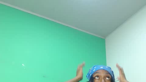 avalericherrycm101 online show from 2, 11, 2025