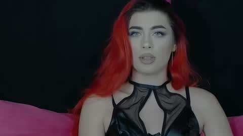 Ava Reina online show from 16, 10, 2025