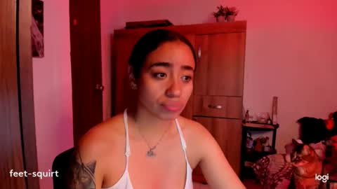 Snapshot of ave_fenix69 chatting on 4, 2, 2026 Valery -- online show from 4, 2, 2026