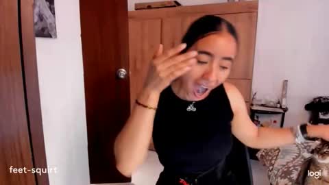 Snapshot of ave_fenix69 chatting on 5, 2, 2026 Valery -- online show from 5, 2, 2026