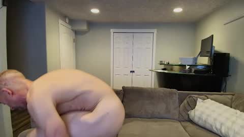 averageandsum online show from 4, 12, 2025