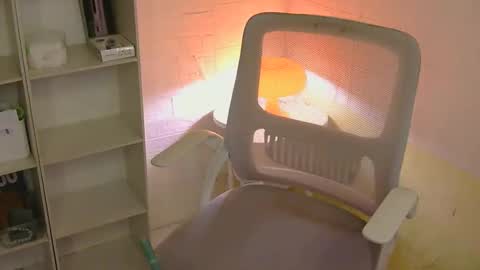 Snapshot of averageuncut1 chatting on 1, 4, 2026 Rhian online show from 1, 4, 2026