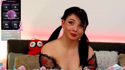 AveryWillow online show from 13, 2, 2025