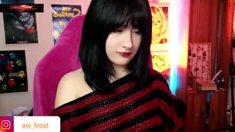 Saraaaa independent model 3 online show from 9, 1, 2025