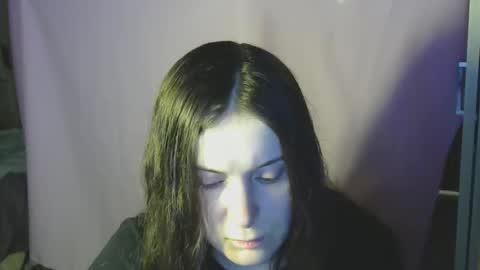 avialenne online show from 25, 4, 2026