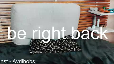 Avril online show from 7, 3, 2026