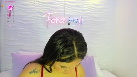 Avy  online show from 8, 1, 2025