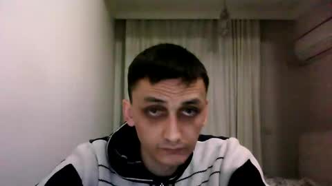 Snapshot of awesenheit chatting on 14, 2, 2025 awesenheit online show from 14, 2, 2025