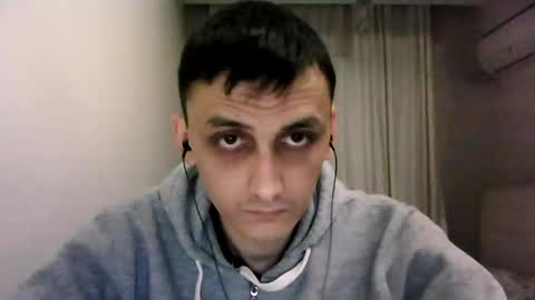 Snapshot of awesenheit chatting on 23, 2, 2025 awesenheit online show from 23, 2, 2025