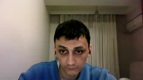 Snapshot of awesenheit chatting on 3, 3, 2025 awesenheit online show from 3, 3, 2025