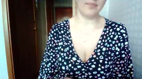 awesomeladyy online show from 15, 4, 2026