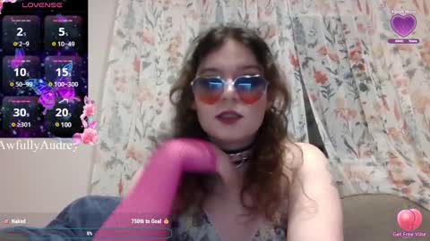 Snapshot of awfullyaudrey chatting on 25, 2, 2025 AudreySins online show from 25, 2, 2025