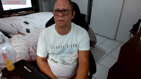 Alex online show from 15, 4, 2026