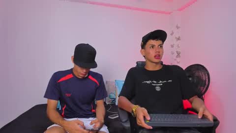 AXEL online show from 21, 11, 2025