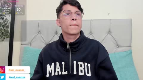 Axel Evanss online show from 1, 2, 2025