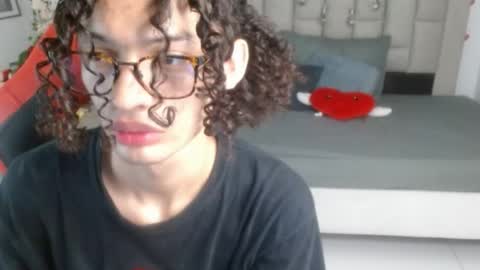 Snapshot of axel_fox7 chatting on 18, 5, 2026 Axel online show from 18, 5, 2026
