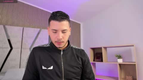 axel_grey_ online show from 25, 2, 2026