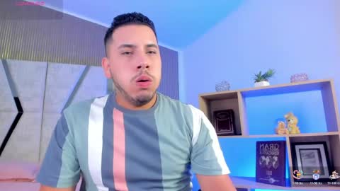 axel_grey_ online show from 1, 4, 2026