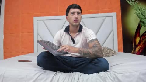 Snapshot of axel_hendrick chatting on 2, 2, 2026 axel_hendrick online show from 2, 2, 2026