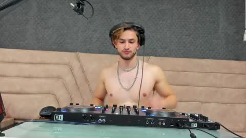 Snapshot of axel_porn_ chatting on 9, 4, 2026 Axel online show from 9, 4, 2026