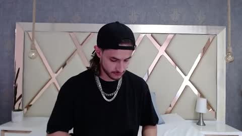 Axel  online show from 30, 5, 2026