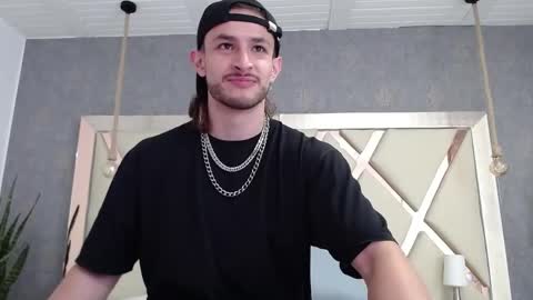 Axel  online show from 3, 6, 2026