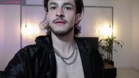 Axel  online show from 5, 6, 2026
