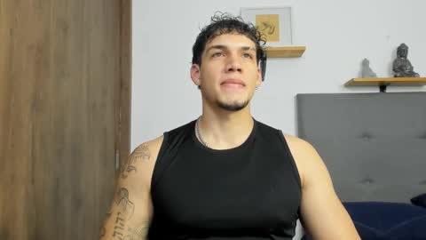 INDEPENDENT MODEL  online show from 23, 10, 2025