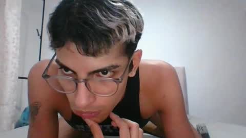 Snapshot of axellatino_ chatting on 24, 12, 2024 Axel  online show from 24, 12, 2024