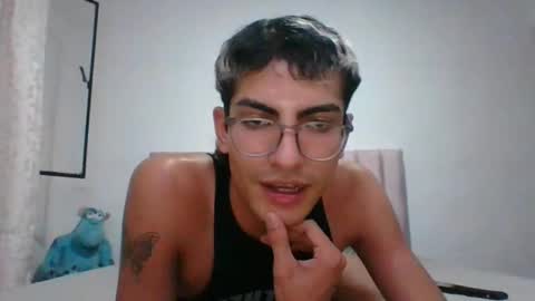 Snapshot of axellatino_ chatting on 24, 12, 2024 Axel  online show from 24, 12, 2024