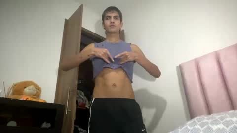 Snapshot of axellatino_ chatting on 3, 1, 2025 Axel  online show from 3, 1, 2025