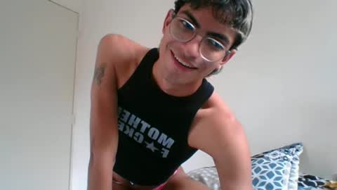 Snapshot of axellatino_ chatting on 9, 2, 2025 Axel  online show from 9, 2, 2025