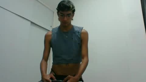 Snapshot of axellatino_ chatting on 18, 2, 2025 Axel  online show from 18, 2, 2025