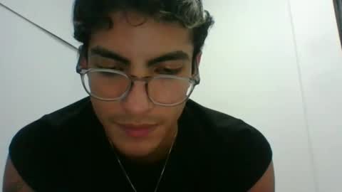 Snapshot of axellatino_ chatting on 27, 2, 2025 Axel  online show from 27, 2, 2025