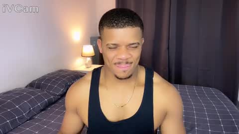 Snapshot of axelldasilva chatting on 11, 3, 2025 AXEL DA SILVA online show from 11, 3, 2025