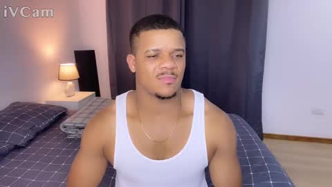 Snapshot of axelldasilva chatting on 11, 3, 2025 AXEL DA SILVA online show from 11, 3, 2025