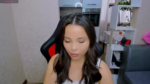 Snapshot of aya_moon chatting on 18, 9, 2025 Aya Moon online show from 18, 9, 2025