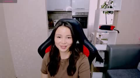 Snapshot of aya_moon chatting on 9, 10, 2025 Aya Moon online show from 9, 10, 2025